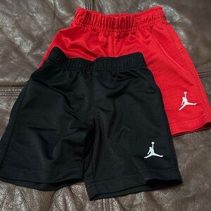 Kids Jordan Athletic Shorts Set - Red and Black